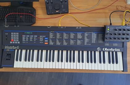 Oberheim-MATRIX-6 + 1016R synth controller